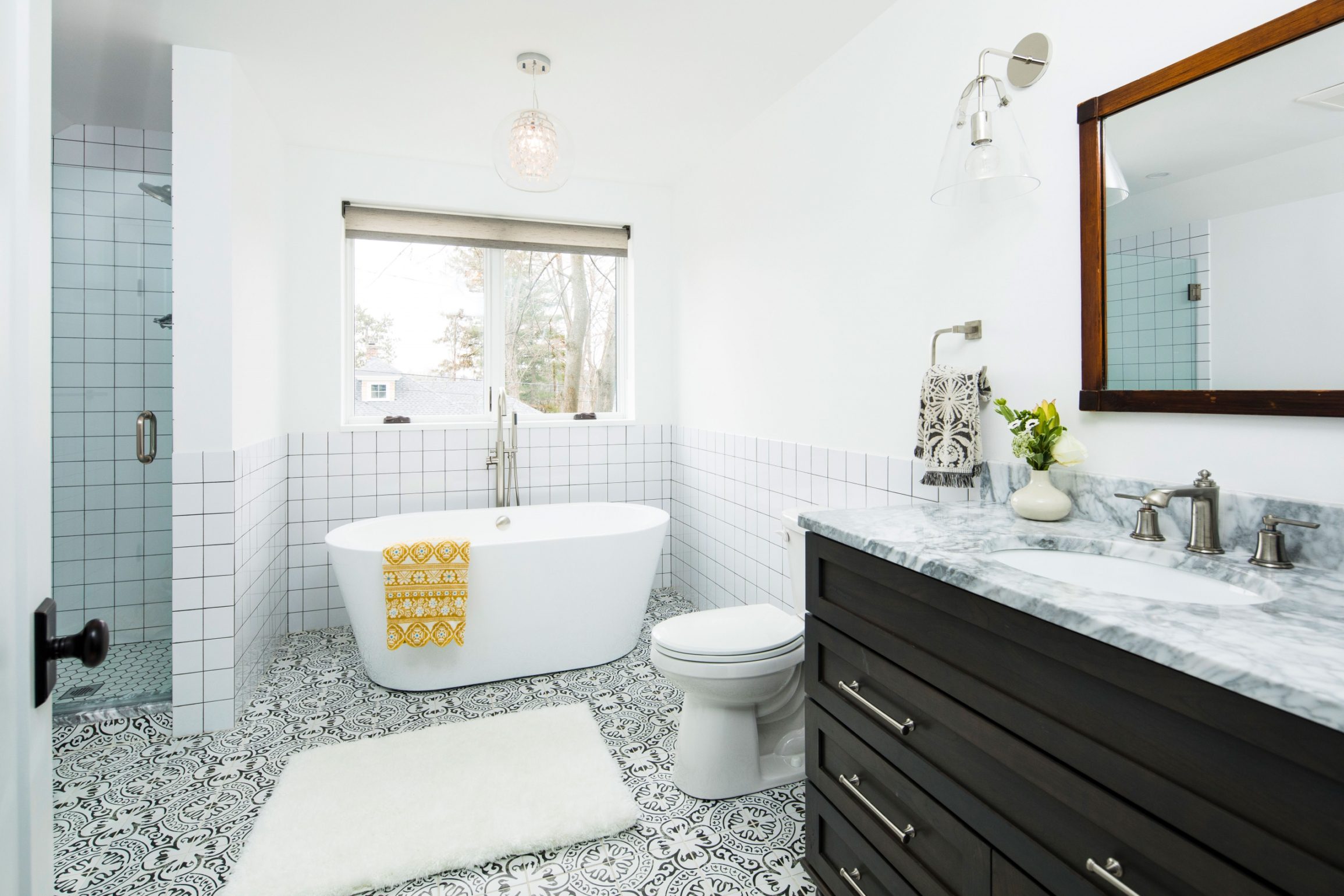 Modern tiled bathroom