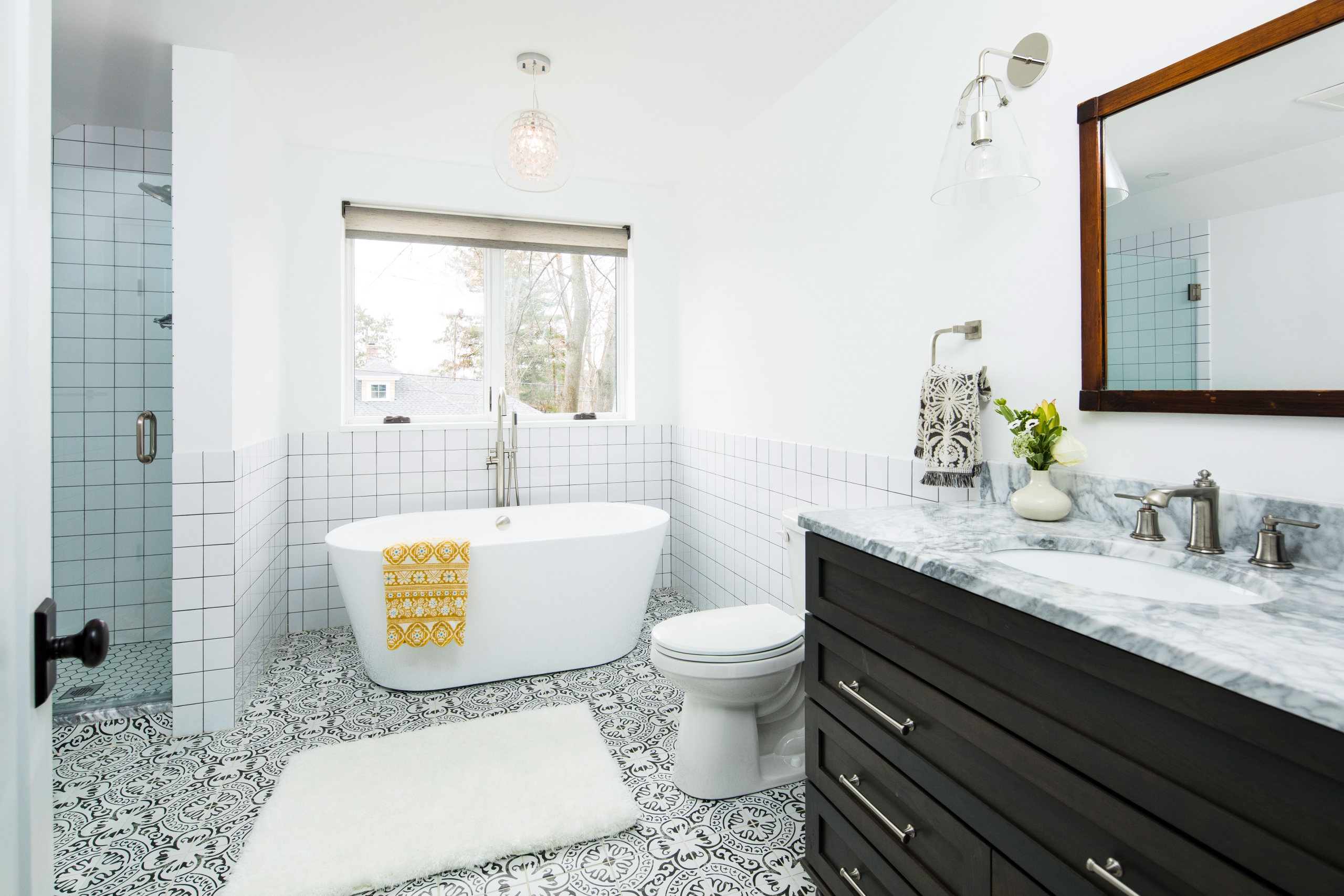 Modern tiled bathroom